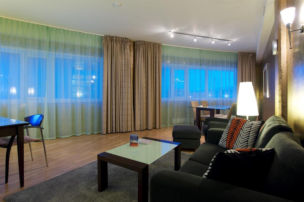 Aurora 4*
